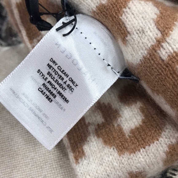 Halogen Leopard Jacquard Wool & Cashmere Scarf - Picture 7 of 7